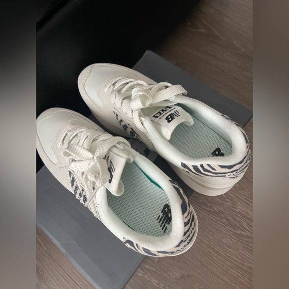 ❌SOLD❌ New Balance 574 Plus Sea Salt Animal Print (Women's) - Picture 8 of 8